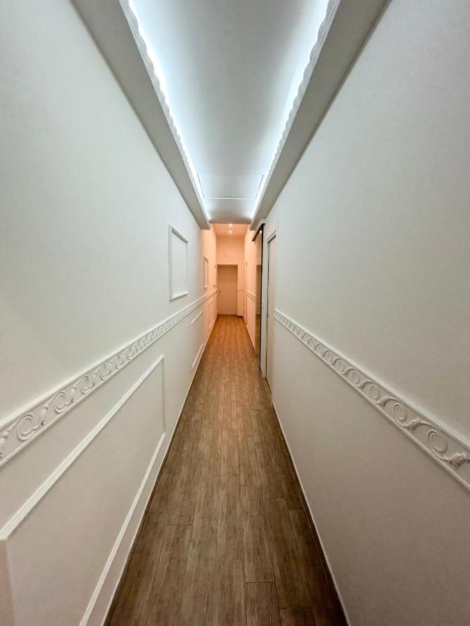 Отель Savastano House Duomo Неаполь Экстерьер фото